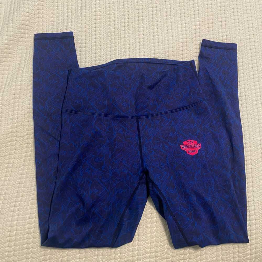 TYR women’s blue & black WODAPALOOZA leggings
